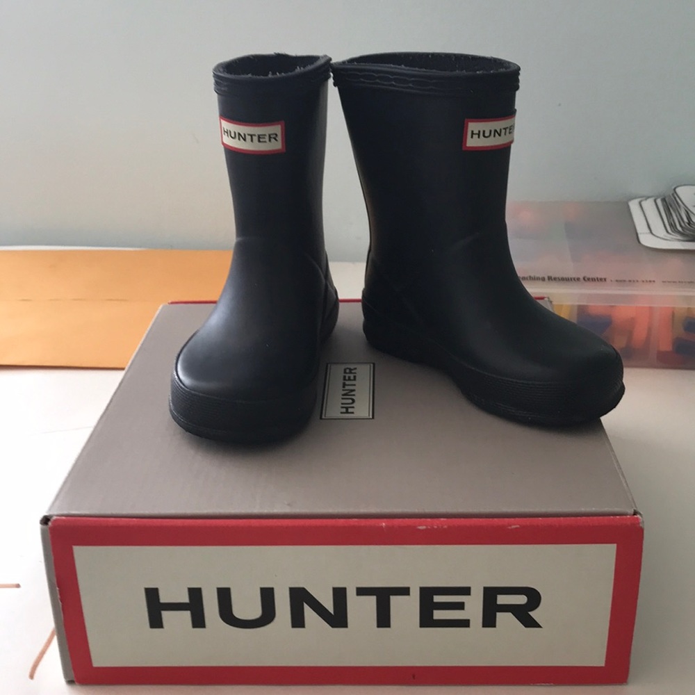 Hunter toddlers rain boots. Size us 6, UK 5